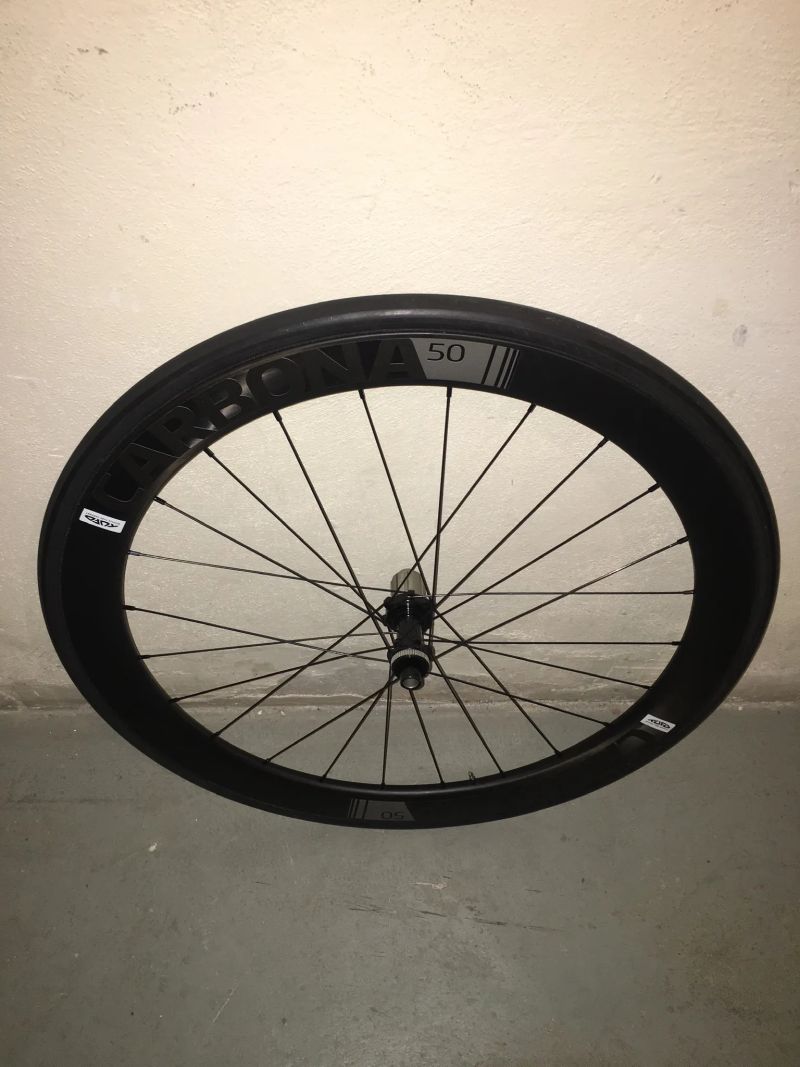 tufo Carbona disc