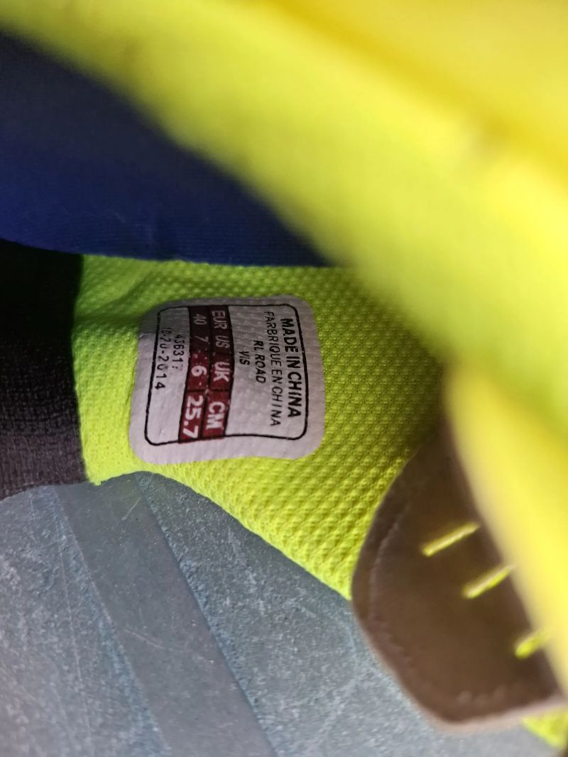 Prodám zachovalé silniční tretry Bontrager RL ROAD YELLOW velikost 40. 
