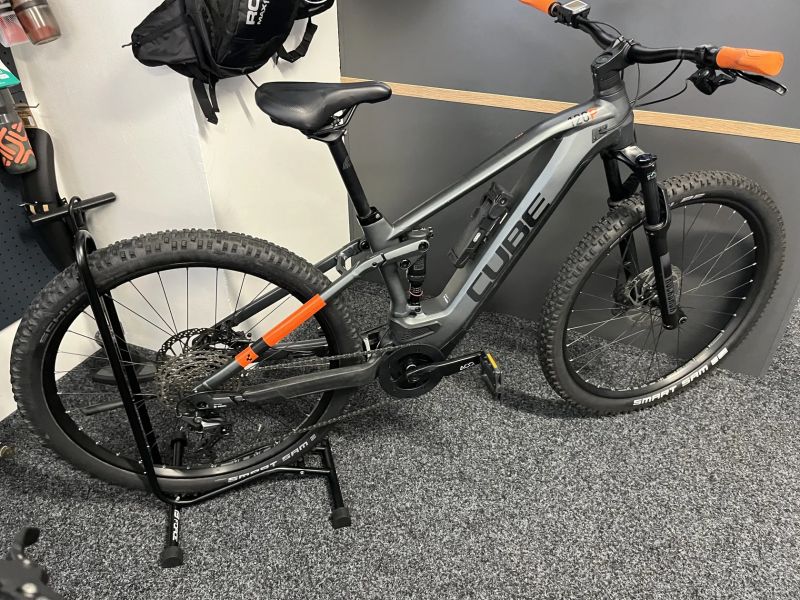 CUBE Stereo Hybrid 120 PRO 625 vel.M 2022 1543km