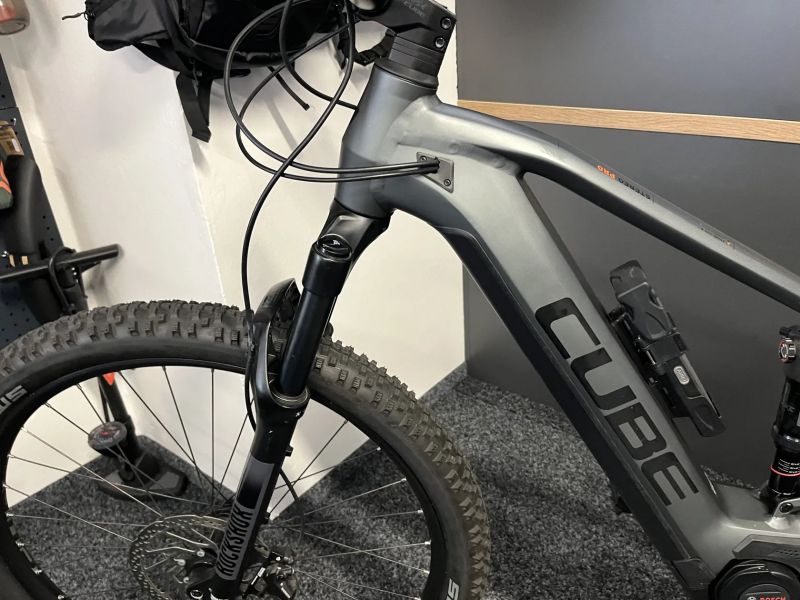 CUBE Stereo Hybrid 120 PRO 625 vel.M 2022 1543km
