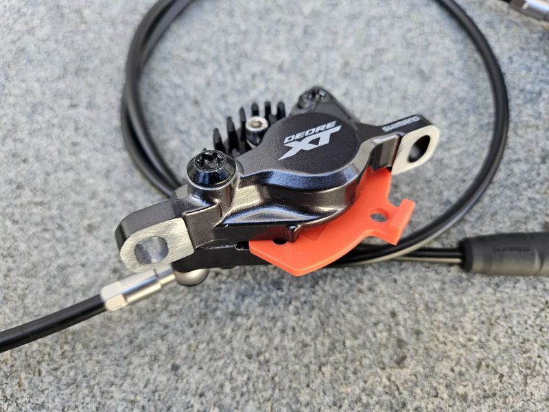 Prodam brzdy Shimano XT BR-M8100 s chladicem