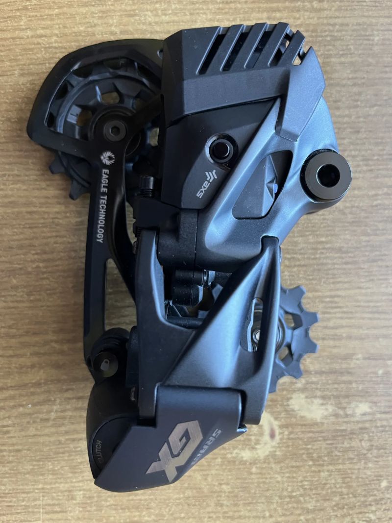 SRAM GX AXS elektronická přehazovačka