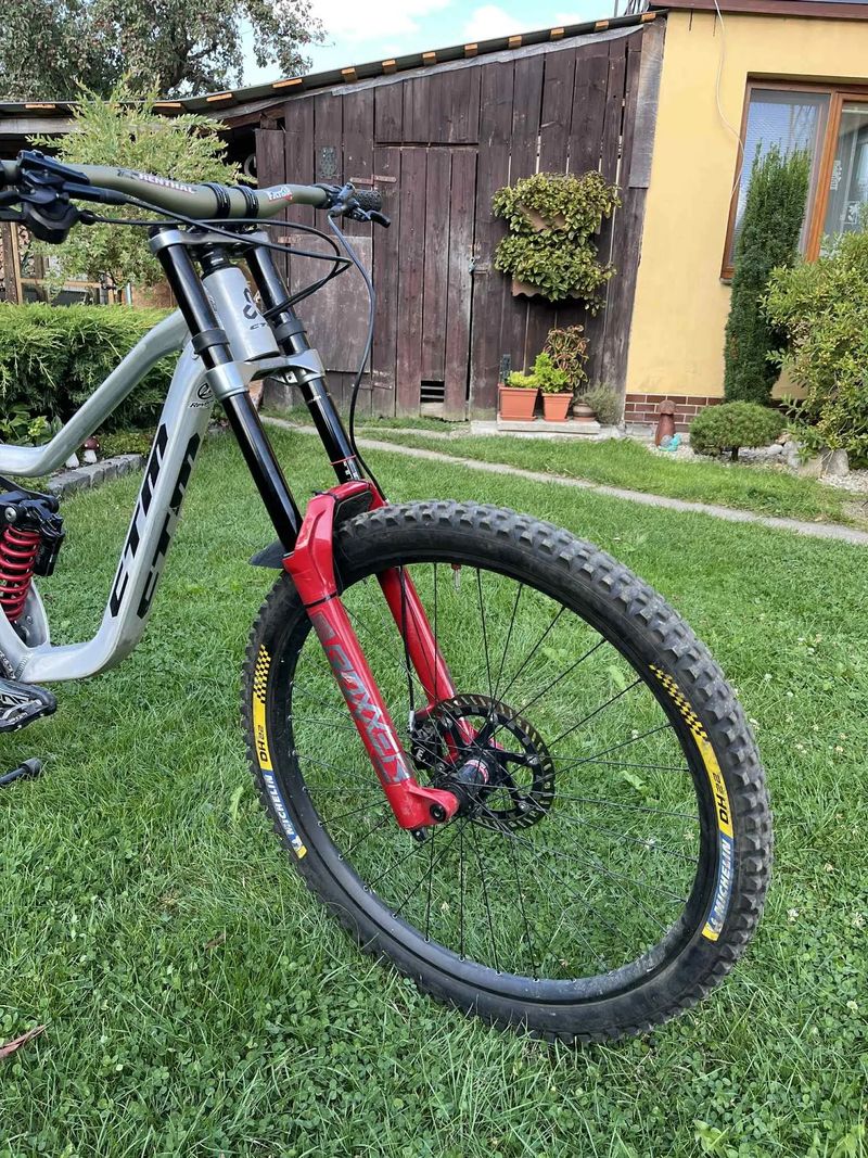 Prodám CTM MONS RACE DH Vel: M Mullet