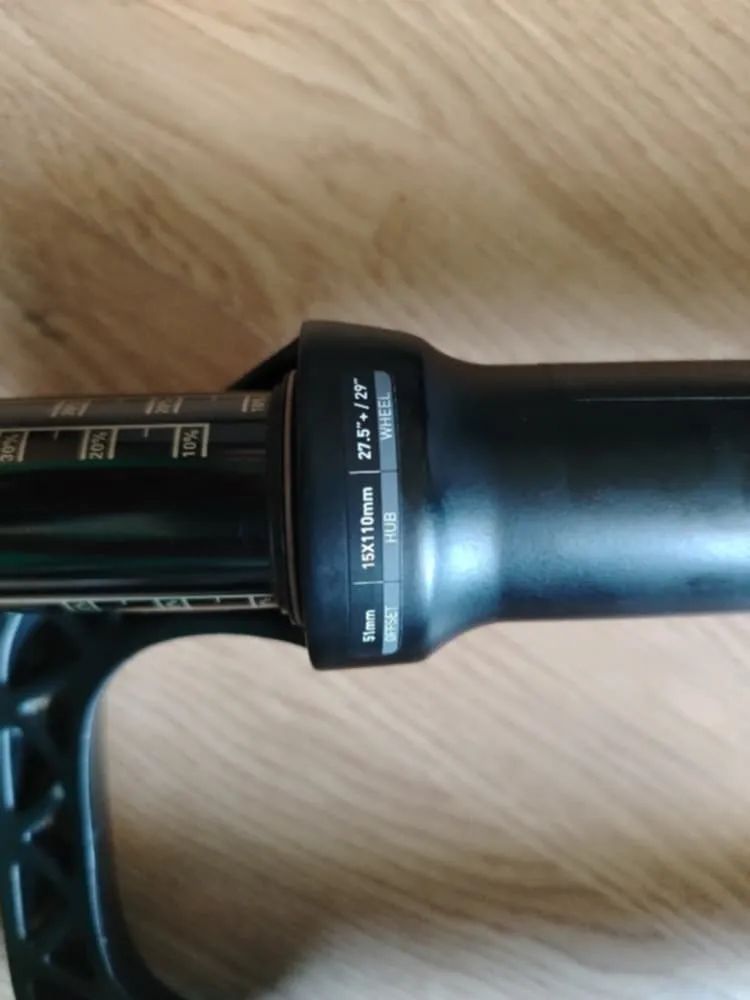 Rock shox yari rc 130+tlumič deluxe rt