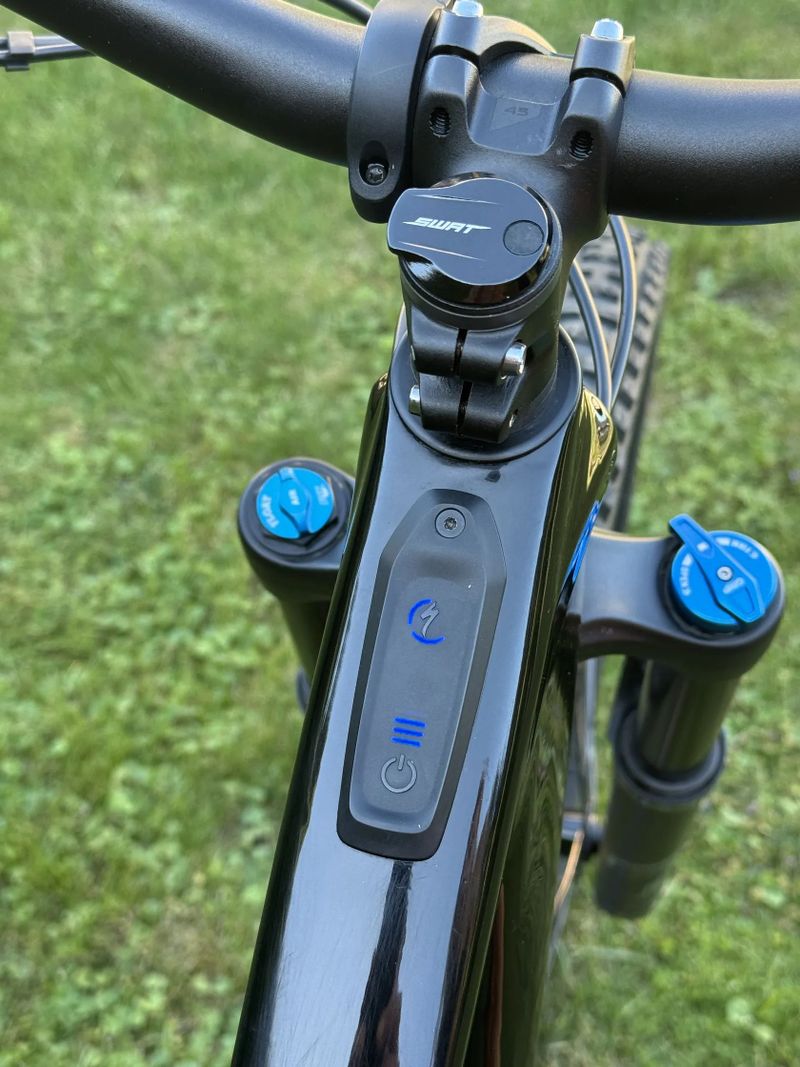 Nabízím k prodeji: Specialized Levo SL Carbon