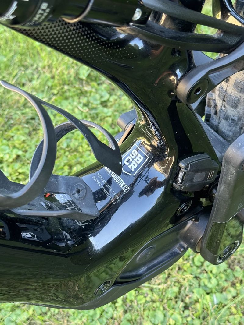 Nabízím k prodeji: Specialized Levo SL Carbon