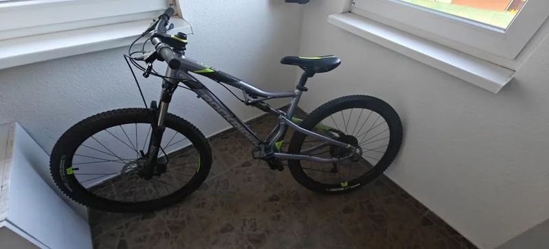 Celodopružene kolo Rockrider ST900s