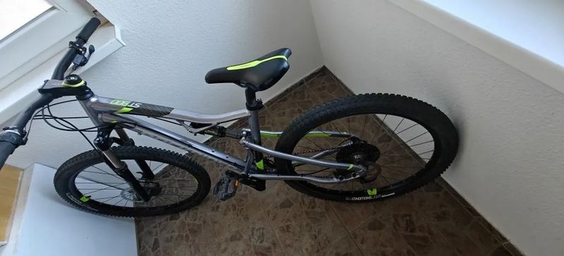 Celodopružene kolo Rockrider ST900s