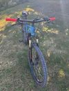 CUBE REACTION HYBRID PERFORMANCE 29" 500Wh blue´n´red