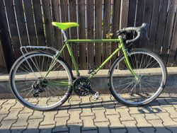 Gravel na rámu Favorit