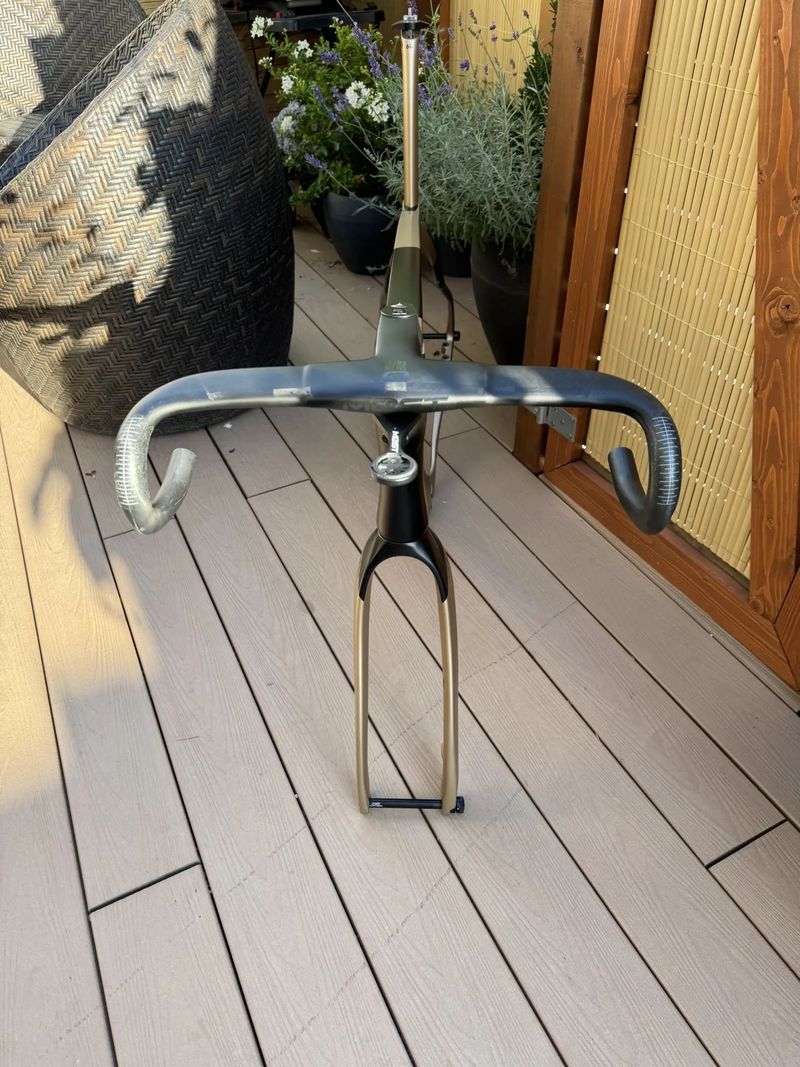 TOP gravel rámová sada PINARELLO GREVIL + combo TALON ULTRA LIGHT 