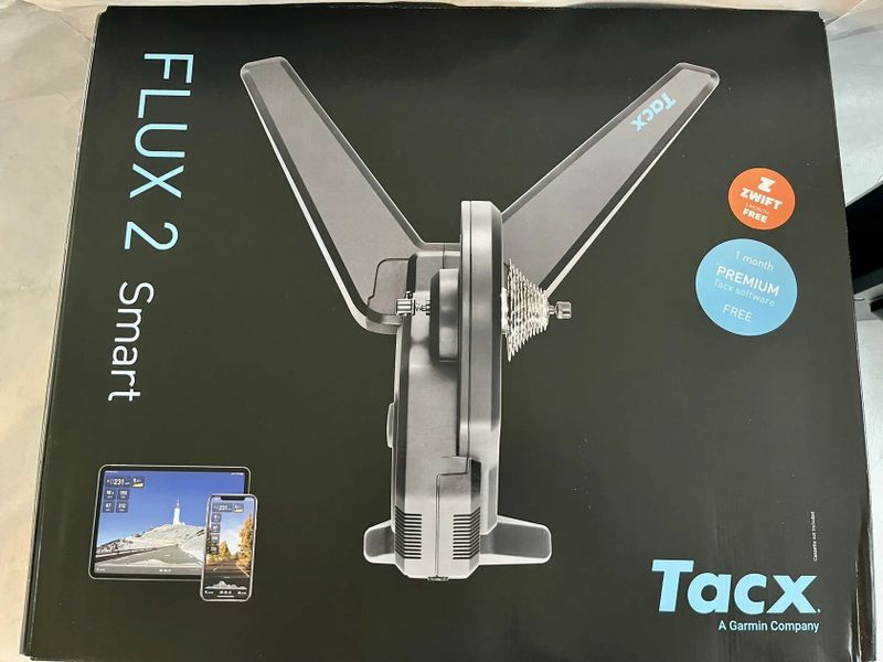 Trenažer Tacx Flux 2 Smart jako nový