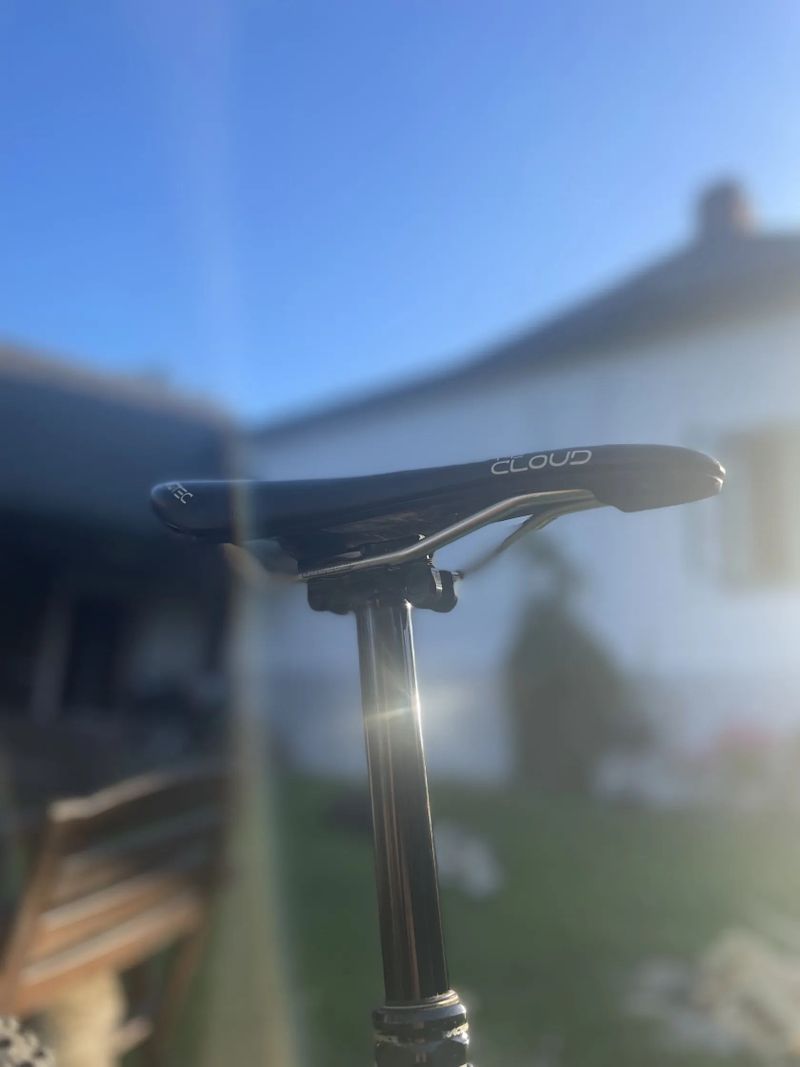 sedlo Burgtec The Cloud MK2