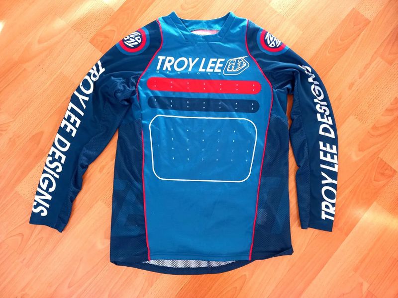 Troy lee Design - Juniorsky dres 13 - 16 let. 