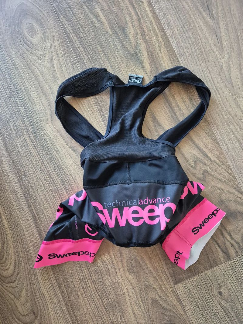 Komplet Sweep dres a kraťasy, vel.XS
