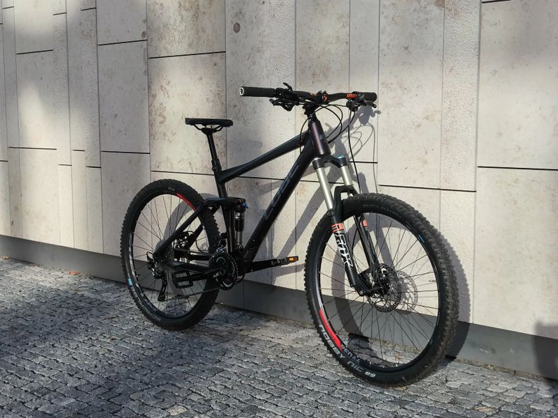 Cube Stereo 140 HPA 27,5 vel. L roku 2015