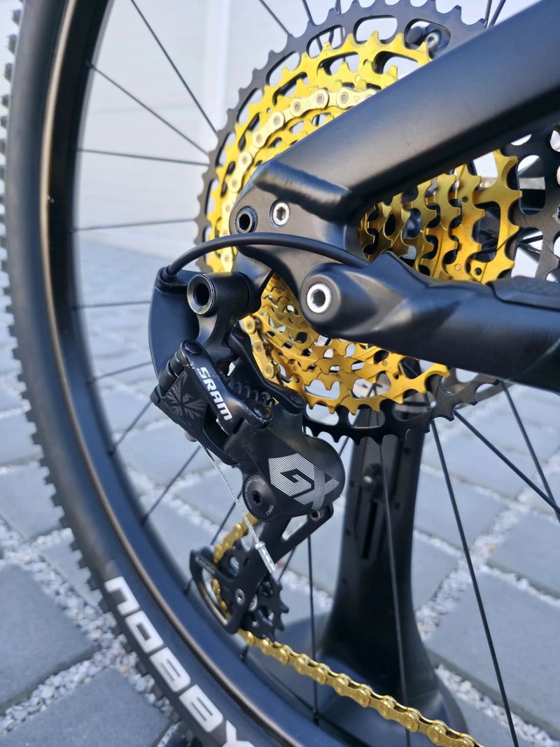 Horské kolo Specialized Stumpjumper FSR Comp Carbon 29″