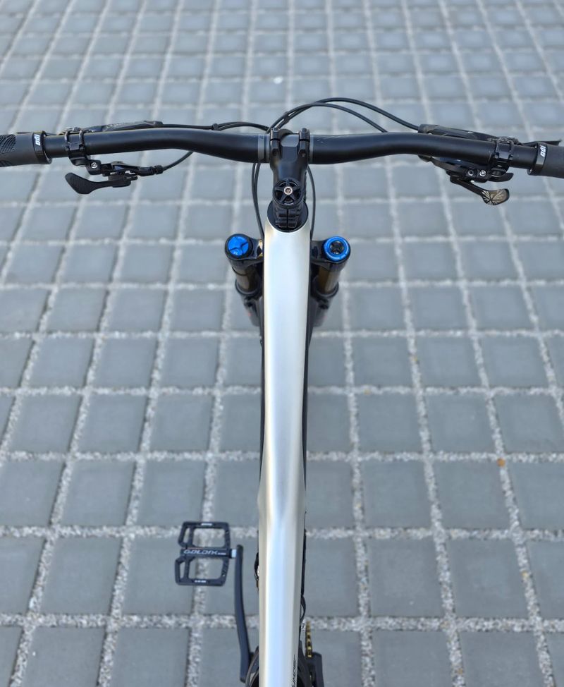Horské kolo Specialized Stumpjumper FSR Comp Carbon 29″