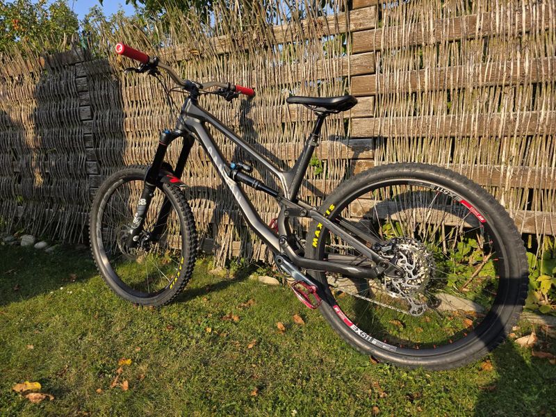 Prodám kolo Canyon Torque AL - bikepark/enduro