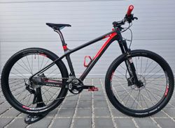 Horské kolo Focus Raven 5.0 Carbon 27.5″