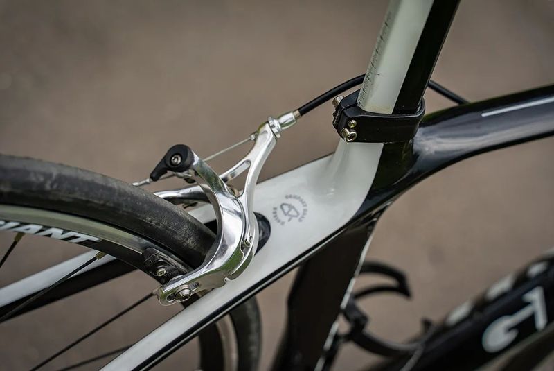 Giant Defy Carbon