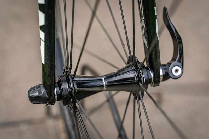 Giant Defy Carbon