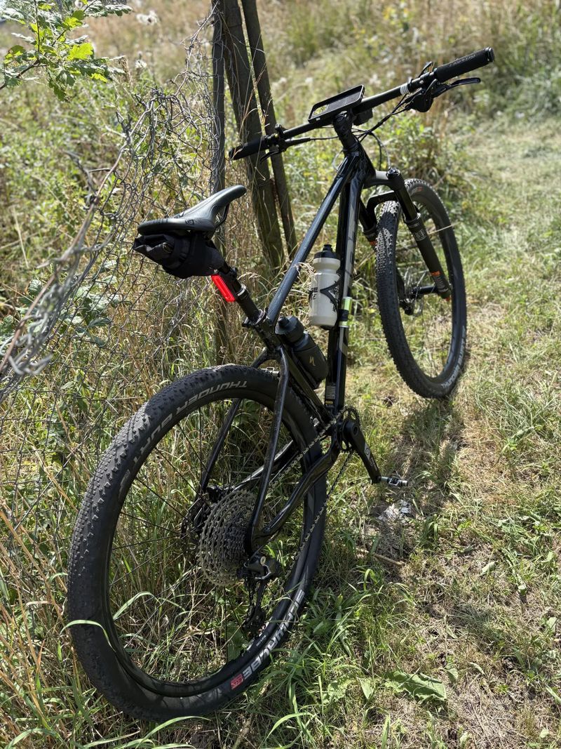 GIANT HLINÍKOVÝ XC HARDTAIL XTC SLR 29 2