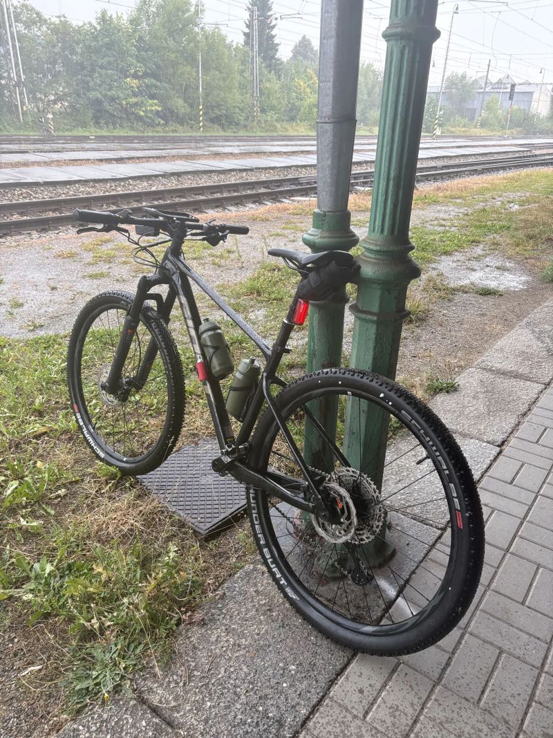 GIANT HLINÍKOVÝ XC HARDTAIL XTC SLR 29 2