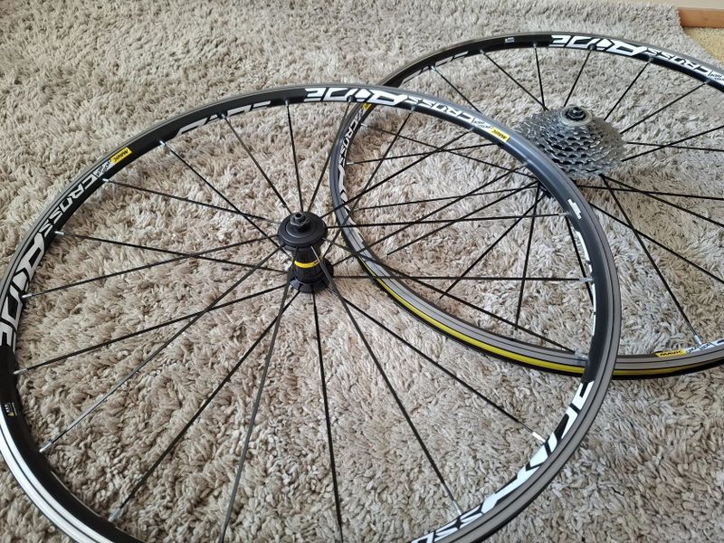 kola Mavic CrossRide UB 26"+RU+kazeta XT