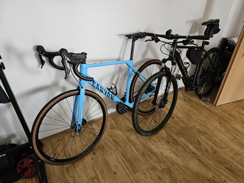 Canyon Endurace Karbonove