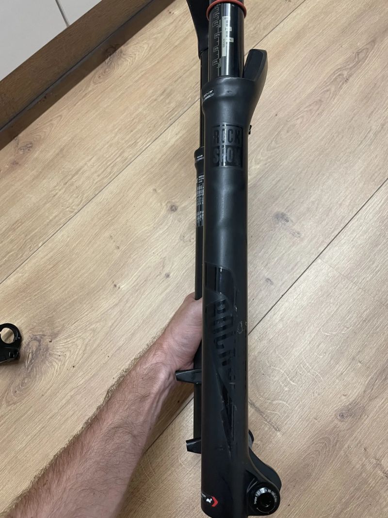 Vidlice RockShox Reba RL 120mm, 15x110mm