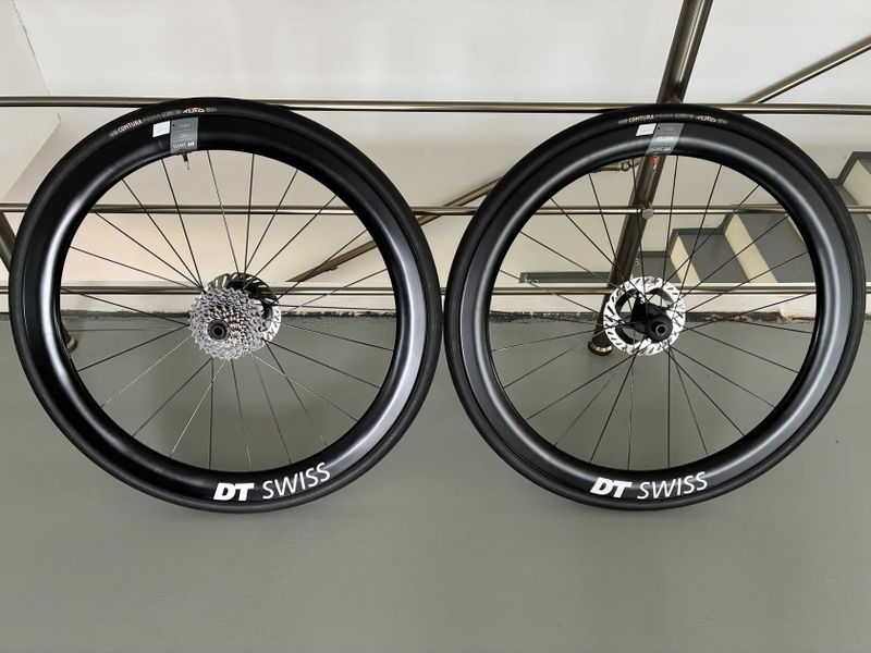 Zapletená kola DT SWISS ARC 1400, 50 