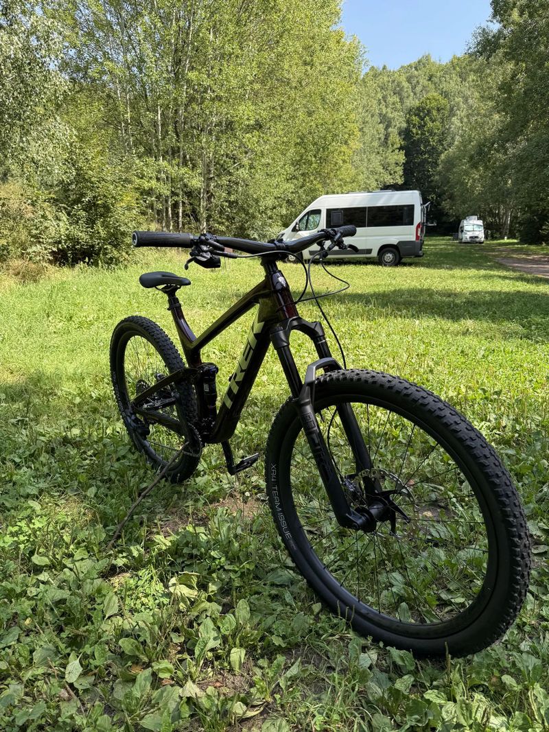 Zánovní TREK Top Fuel 9.8 AXS