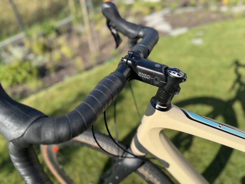 GT GRADE CARBON EXPERT vel. 58 & ZIPP 303s