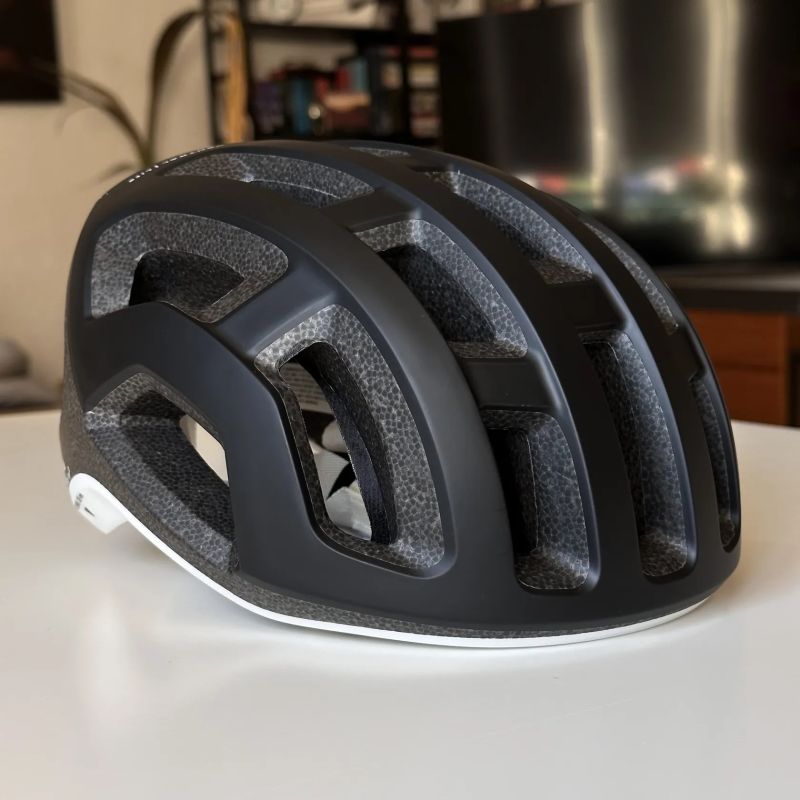 POC Ventral Lite přilba Uranium Black/Hydrogen White Matt vel. S