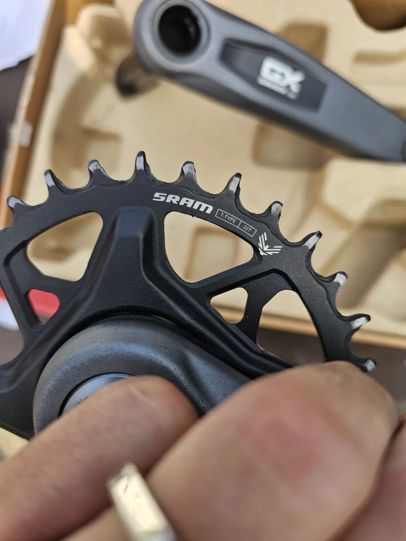 Prodám kliky SRAM GX TR s převodníkem 32z 