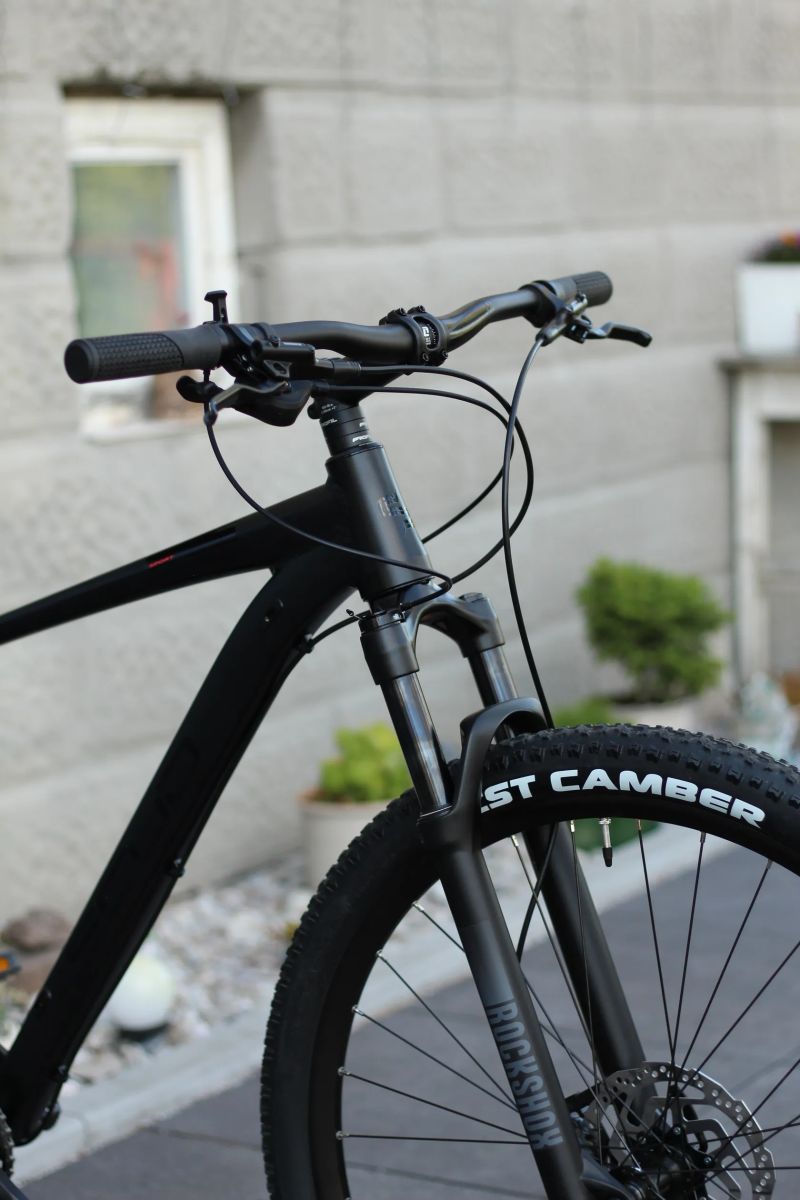 Horské kolo 29" MTB SCUD, vzduchová vidlice RockShox, Shimano 1x11, vel L