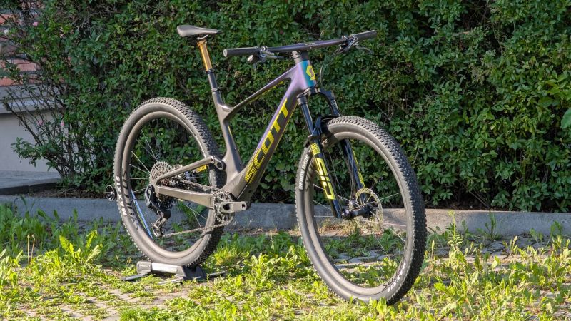 Scott Spark RC World Cup T-Type AXS Power meter (nové komponenty)