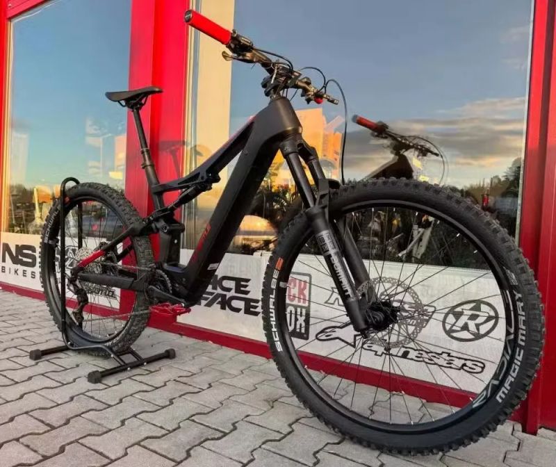 🔥🔥 SLEVA 24.000Kč -17%🔥🔥 Whistle B-Rush C8.5 RED/BLK - L / Bosch 5.generace / vidlice FOX