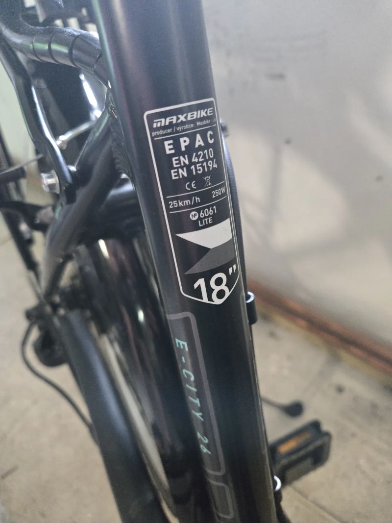 Elektro kolo Maxbike E-City 26 18"
