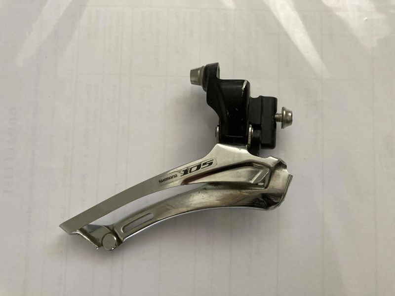 Přesmykač Shimano 105