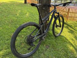 Prodam horske kolo SPECIALIZED