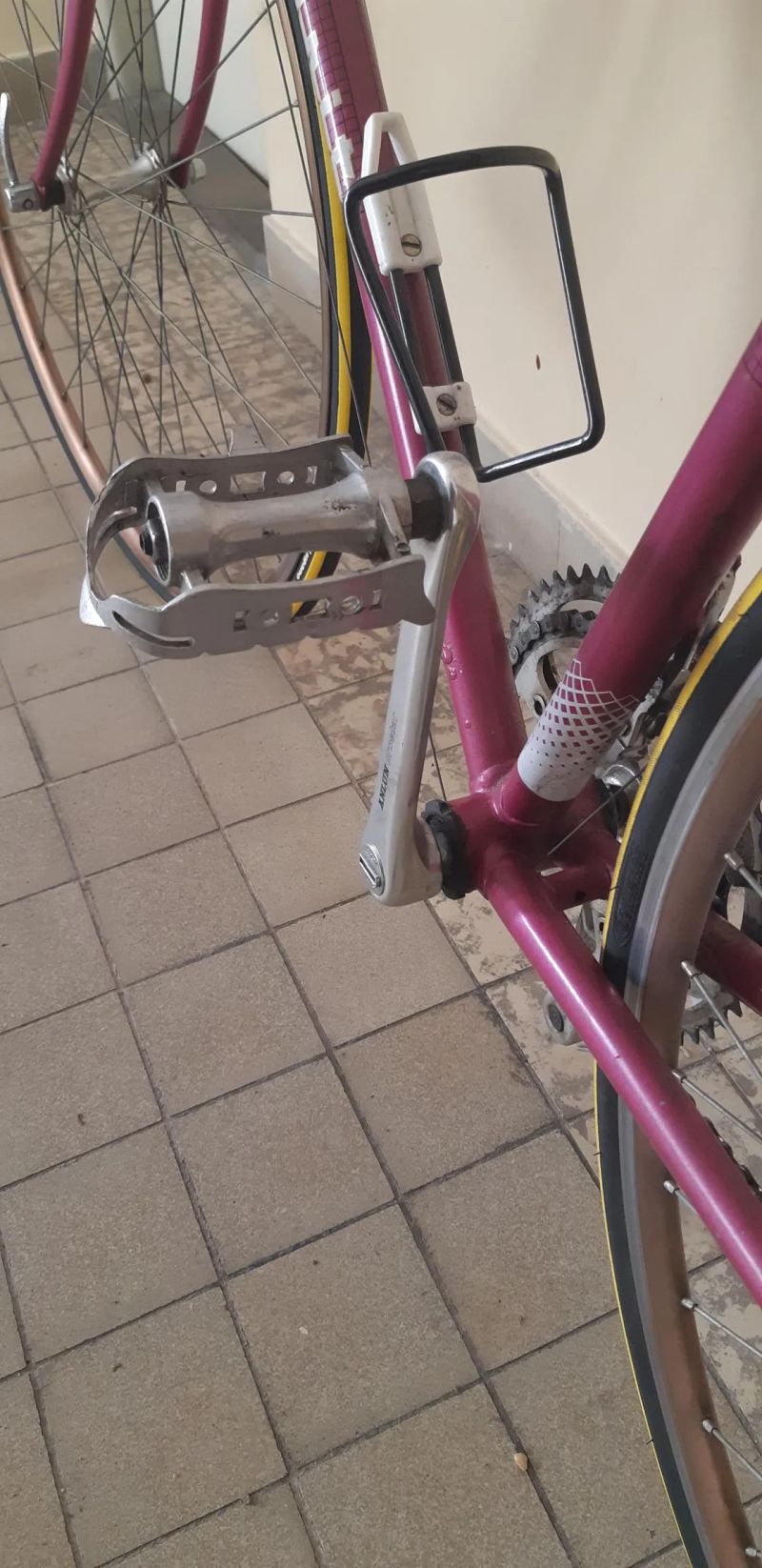 Prodej silničního kola