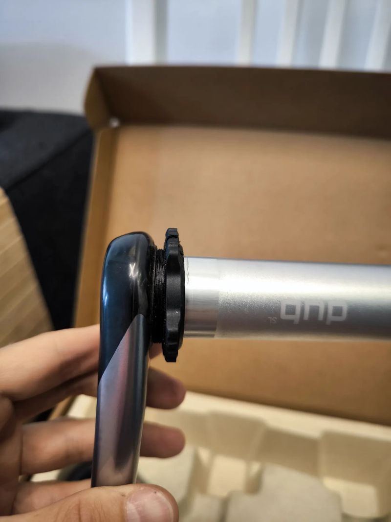 Prodám karbonové silniční kliky Sram RED AXS FC-RED-D1 172,5mm 