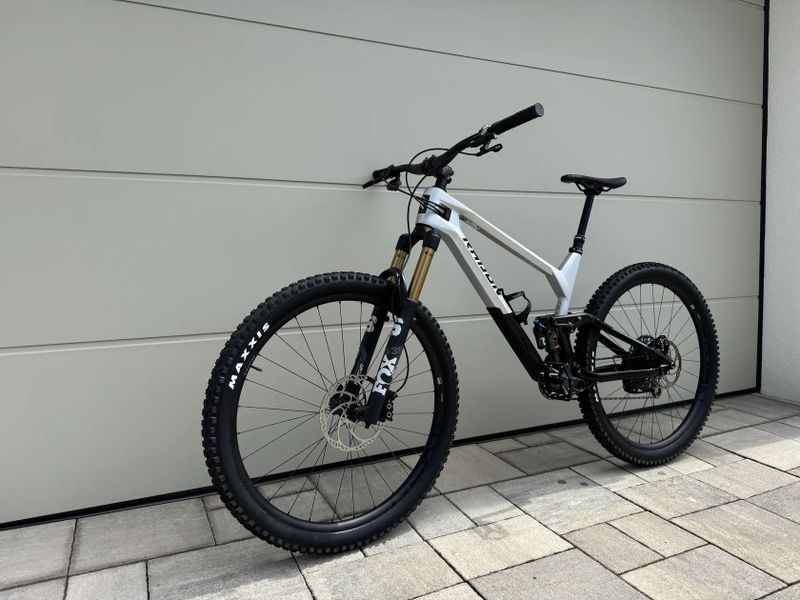Radon Slide Trail 10.0 150mm Fox 36 Factory Kashima