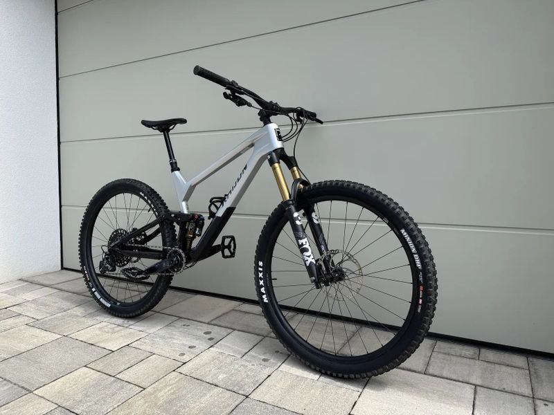 Radon Slide Trail 10.0 150mm Fox 36 Factory Kashima