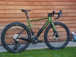 Carbon Gravel Custom 2025, Shimano GRX 810 2x11, M/L (175-185cm) 8,4 kg 