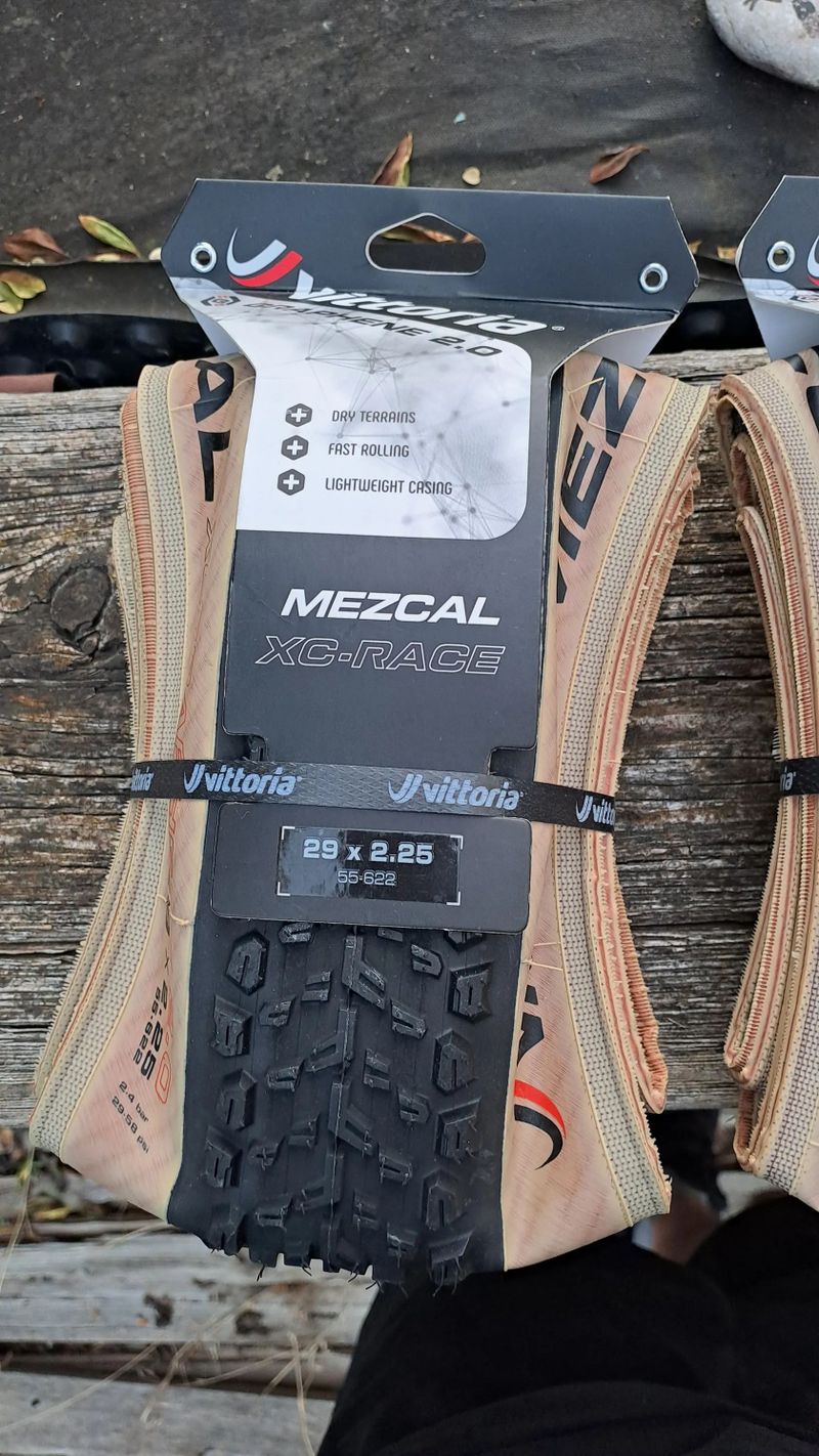 Výplety DT Swiss XRC 1200 (karbonové ráfky)