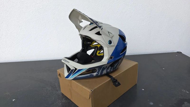 Troylee D4 Velikost xs-s , Troylee stage xs-s, troylee se4 xs