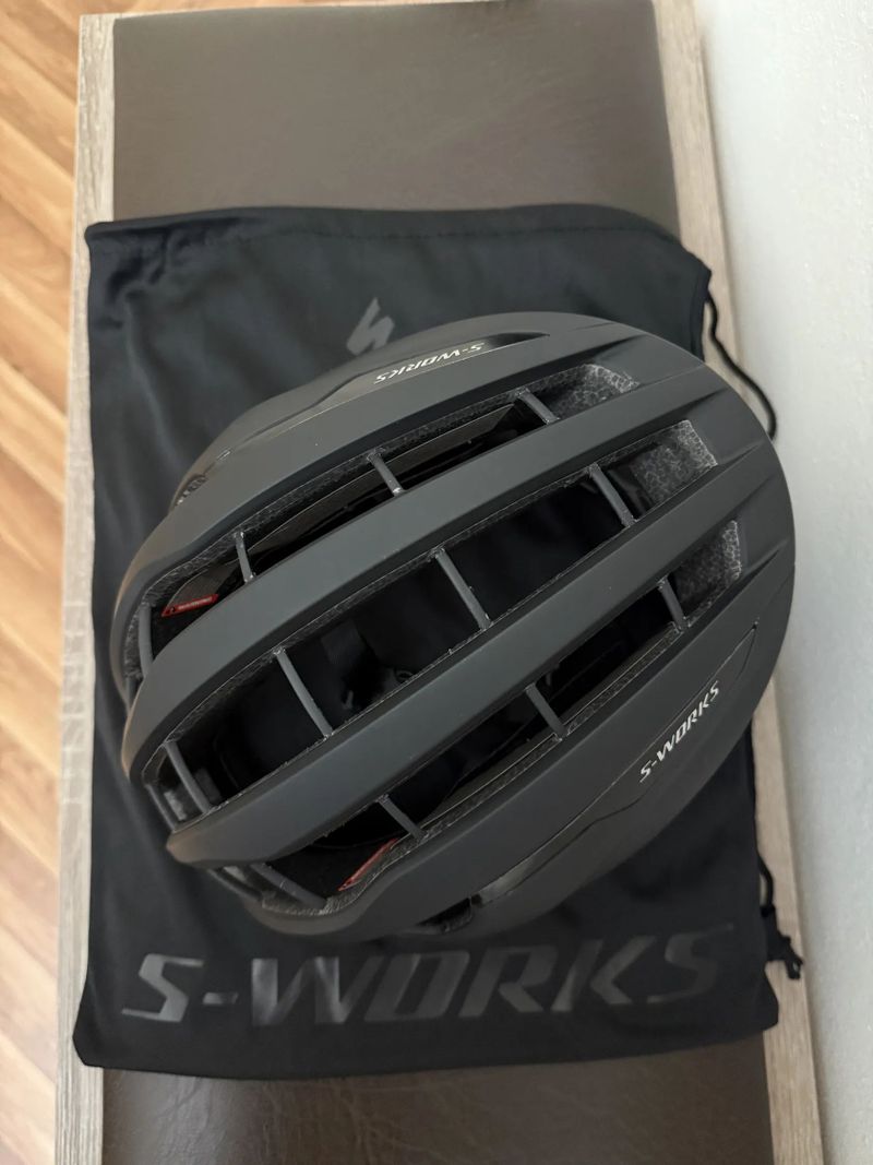 Prodám helmu Specialized S-Works Prevail 3 Black vel. M - stav nové
